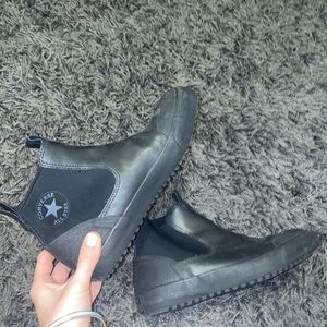 Converse Junior Boot size 3.5 black